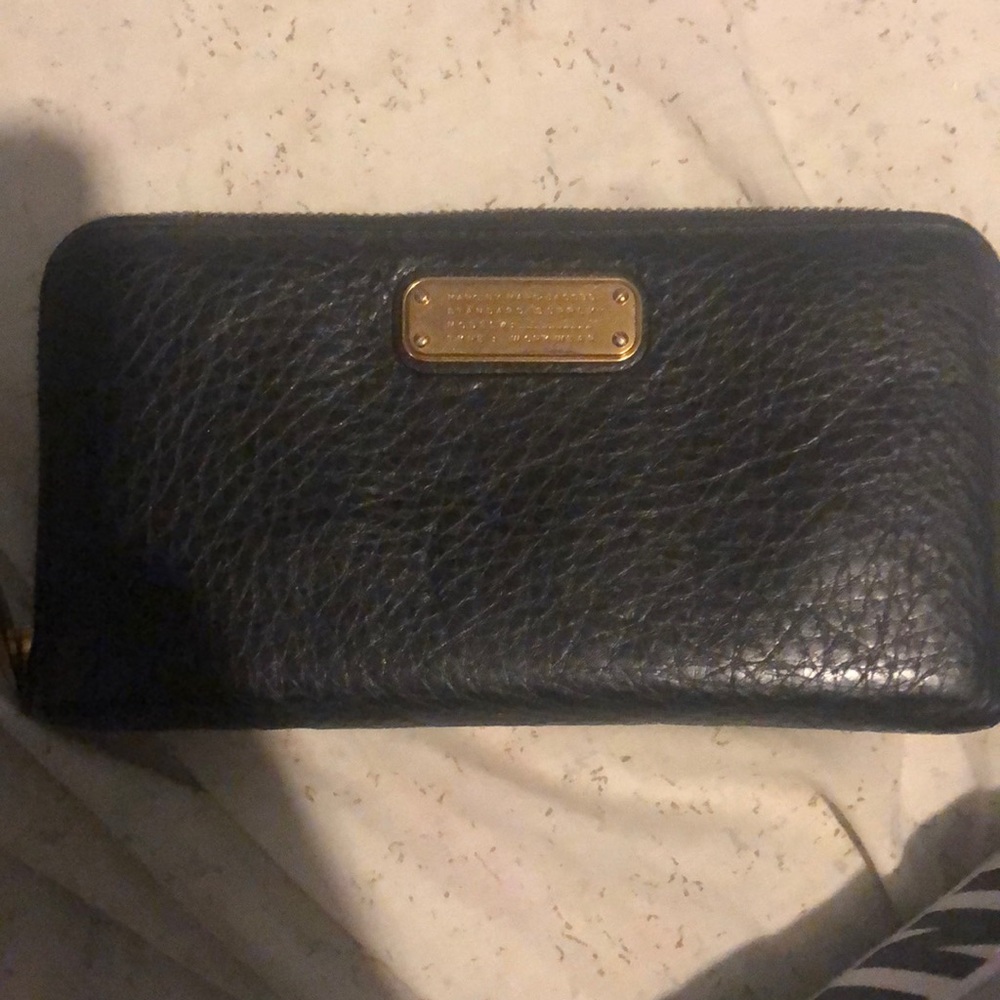 Marc Jacobs wallet